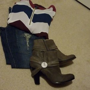 Beautiful grey/taupe 8.5m Miranda Lambert booties